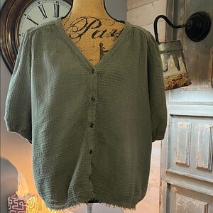Knox Rose Olive Green Button-Front Gauze V-Neck Top